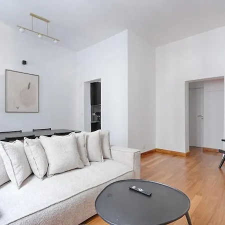 Concorde Saint Honore Charming 1br 4p Apartment